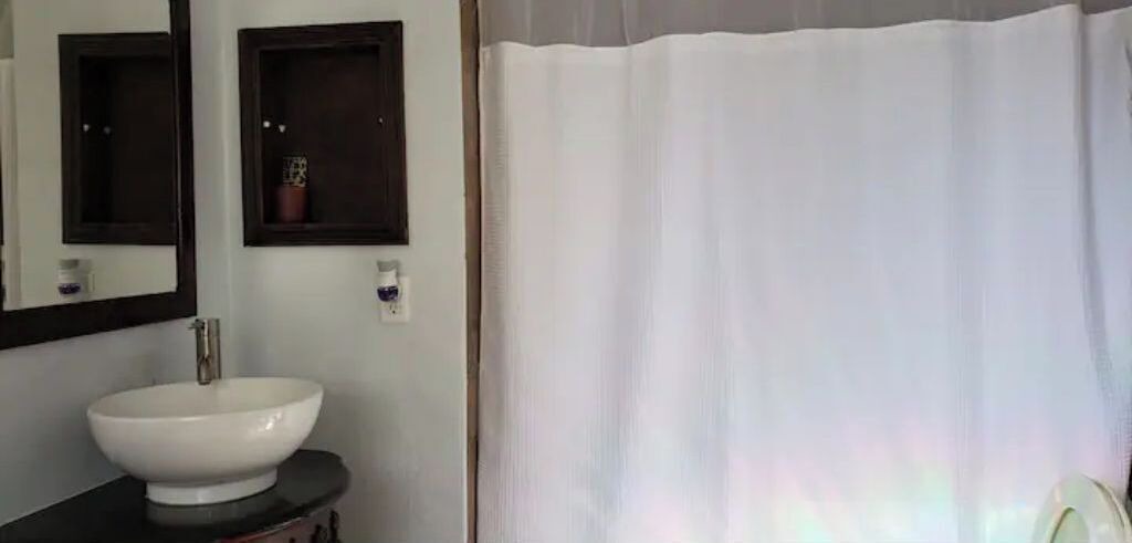 Photo of Bathroom in Barker