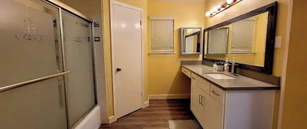 Photo of Bathroom in Barker