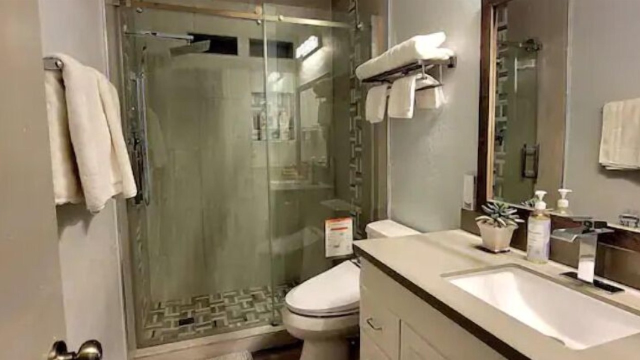 Photo of Bathroom in Barker