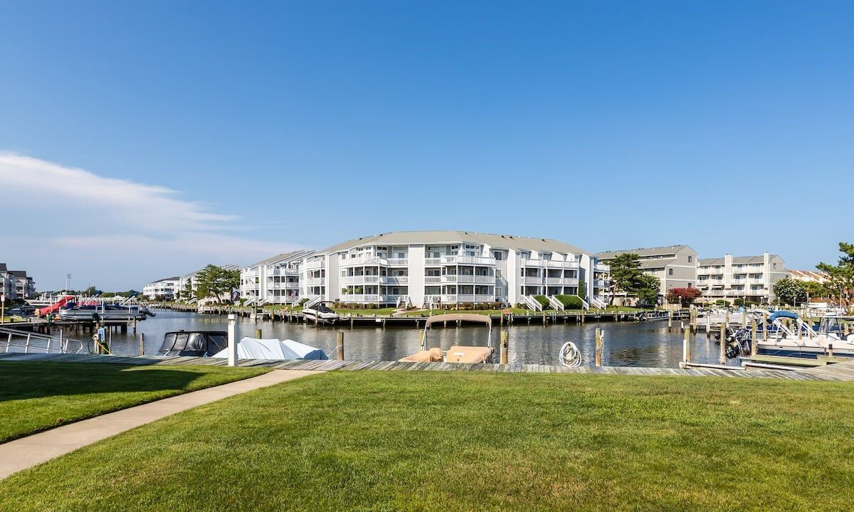 Photo of Outdoor in Heron Harbour Isle