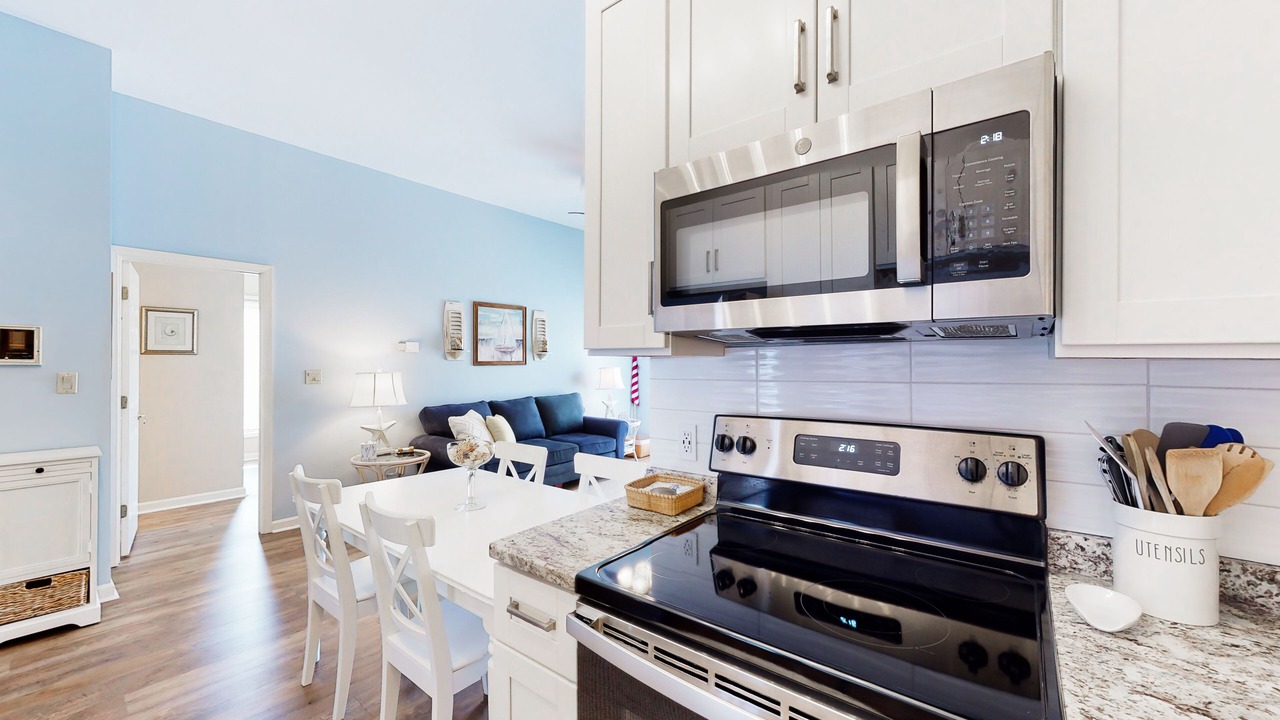 Photo of Kitchen in Heron Harbour Isle