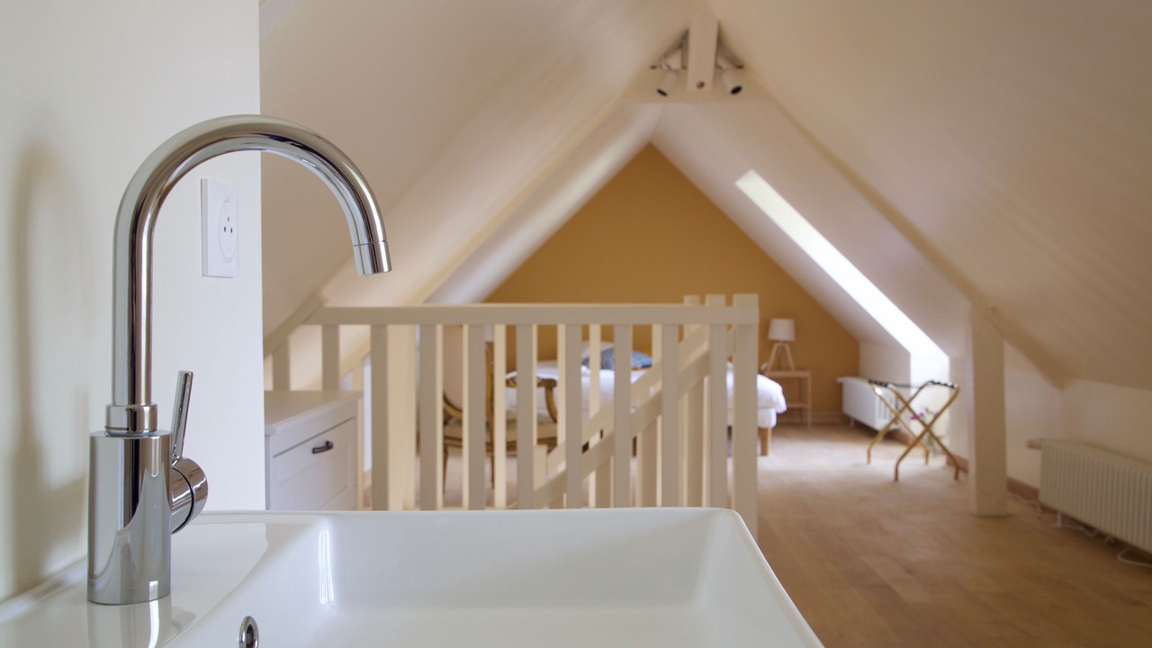 Photo of Bedroom in Ambillou