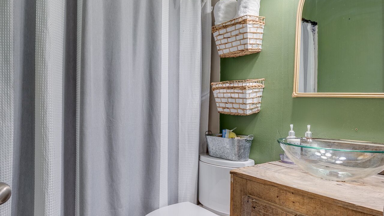 Photo of Bathroom in Claiborne