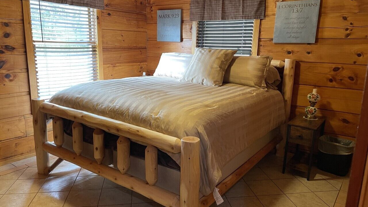 Photo of Bedroom in Rogersville