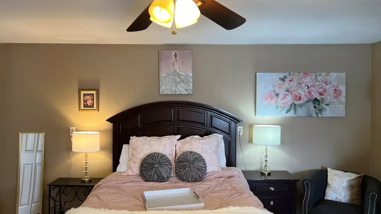 Photo of Bedroom in Roswell