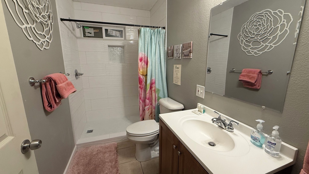 Photo of Bathroom in Roswell