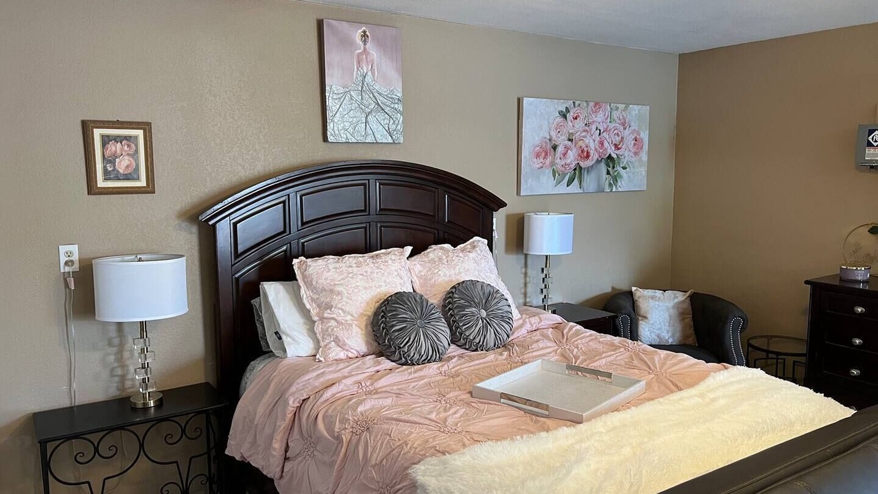 Photo of Bedroom in Roswell