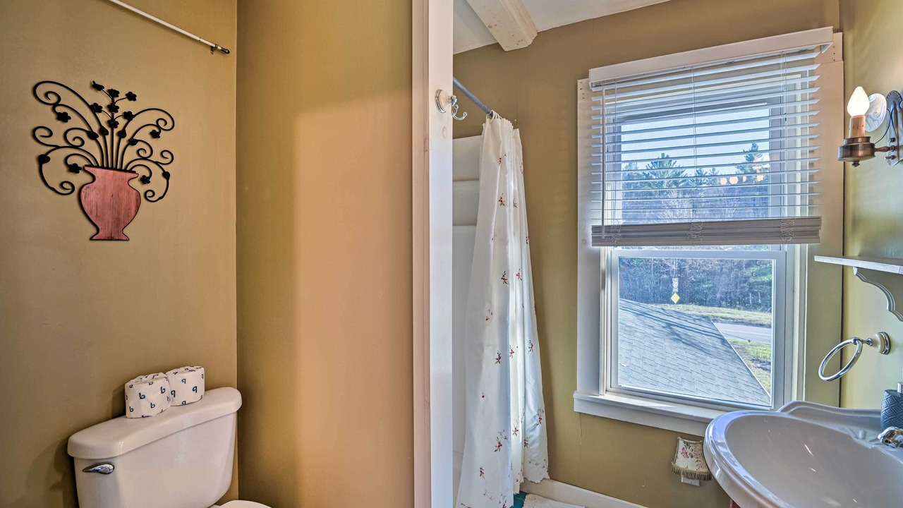 Photo of Bathroom in Olmstedville