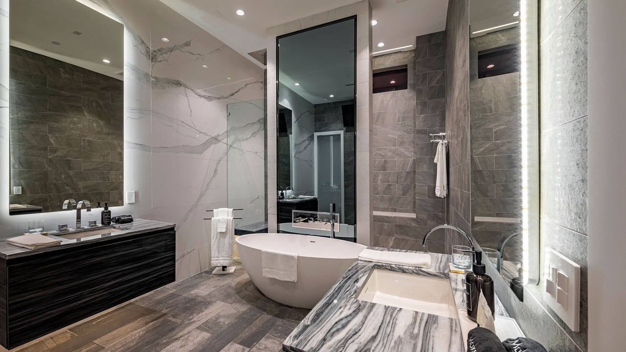 Photo of Bathroom in Hyde Park