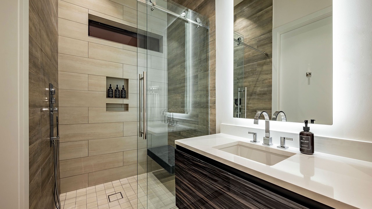 Photo of Bathroom in Hyde Park