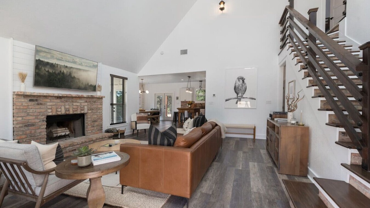 Photo of Livingroom in Fredericksburg