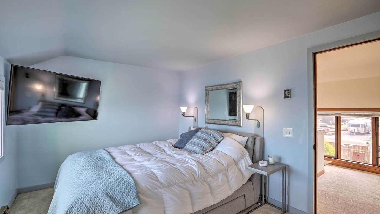 Photo of Others in Ferndale