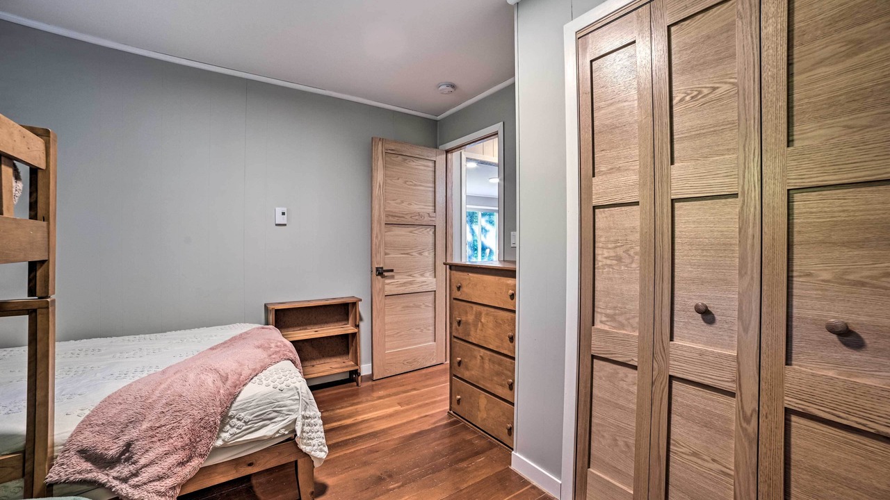Photo of Bedroom in Suttons Bay
