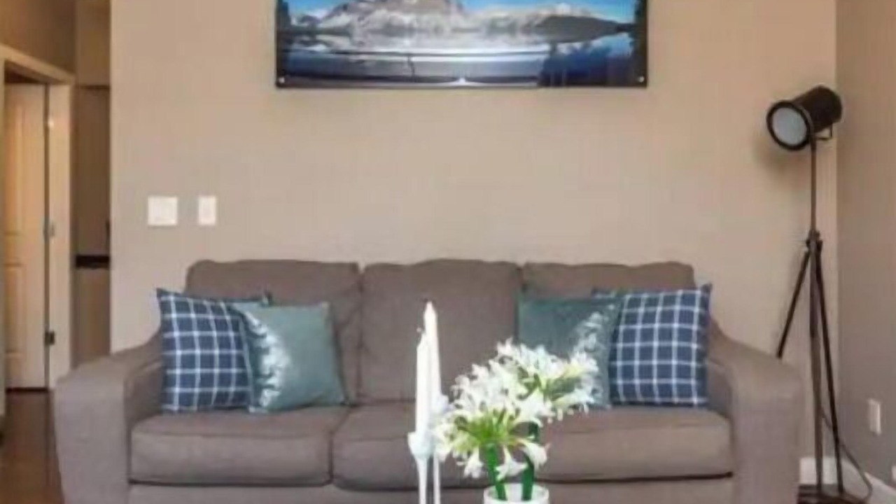 Photo of Livingroom in Cochrane