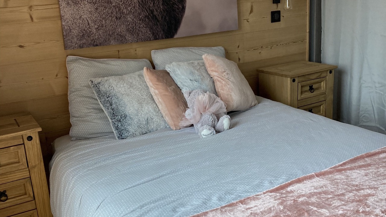 Photo of Bedroom in Mont-de-Lans