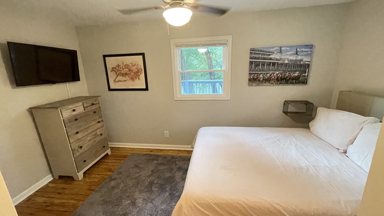 Photo of Bedroom in Frankfort