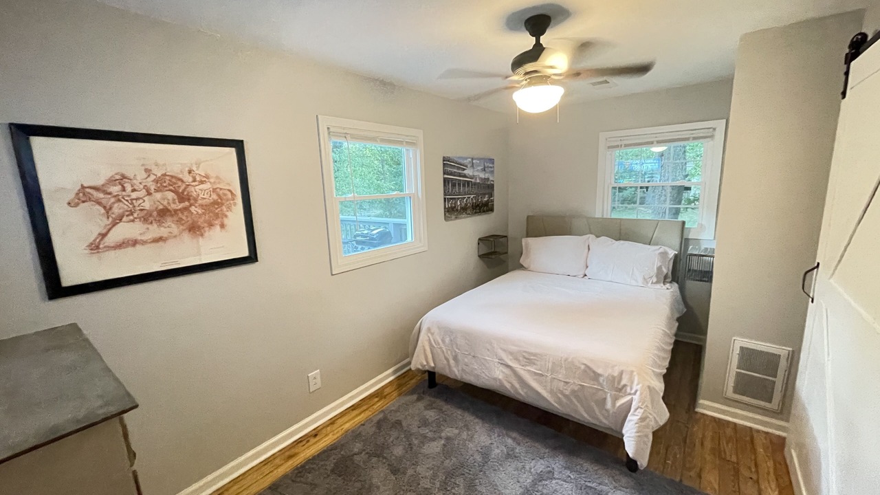Photo of Bedroom in Frankfort