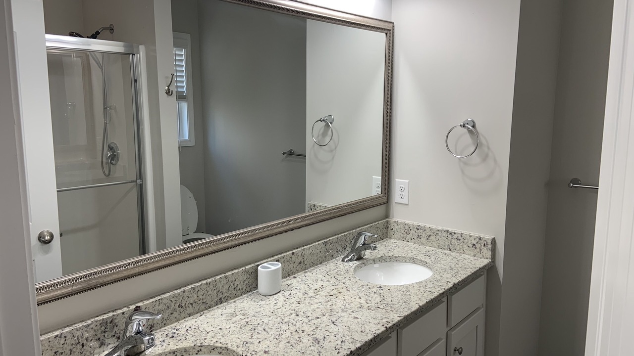 Photo of Bathroom in Oak Grove