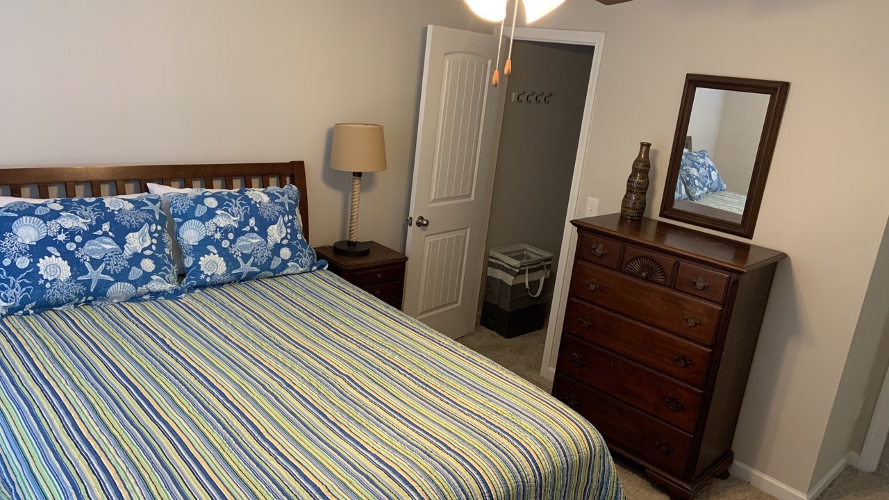 Photo of Bedroom in Oak Grove