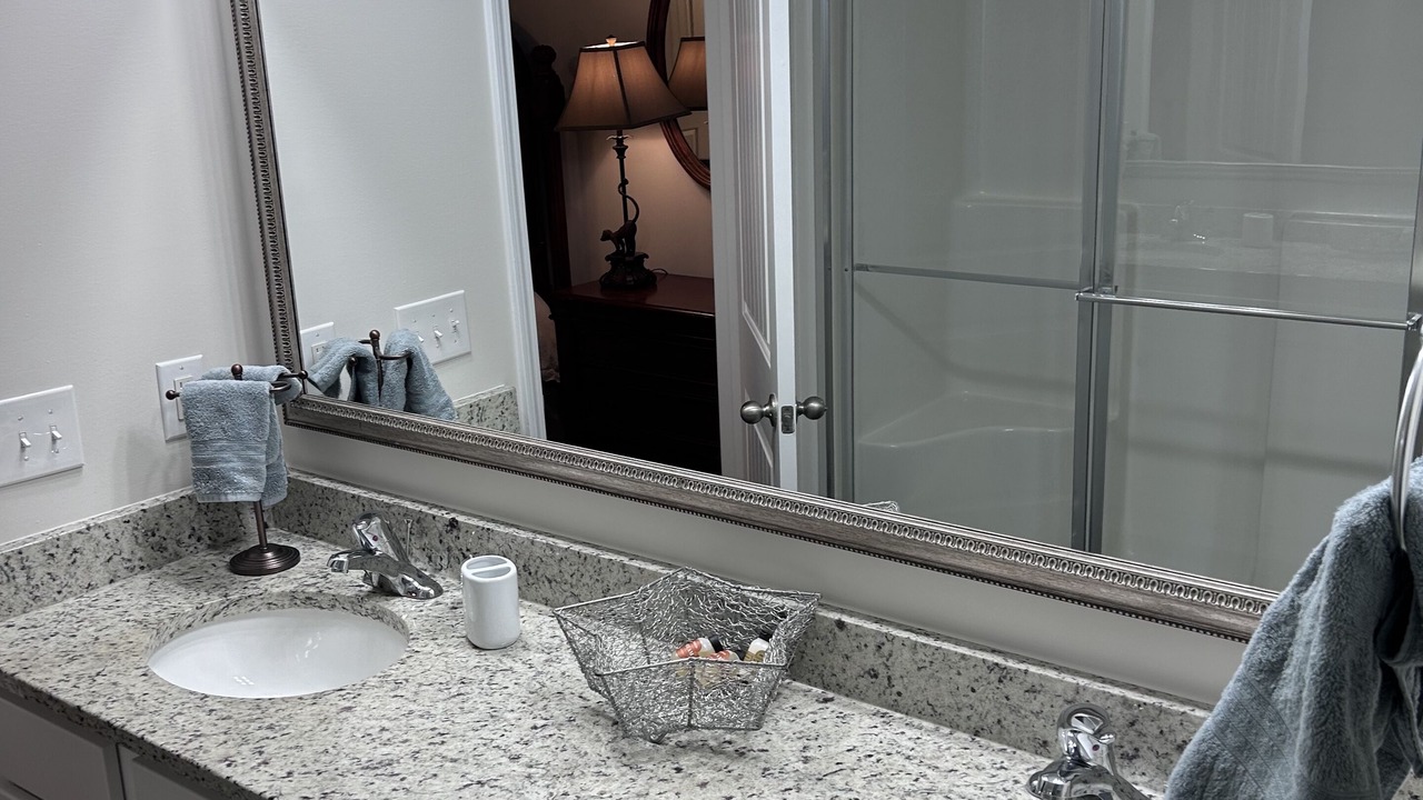 Photo of Bathroom in Oak Grove