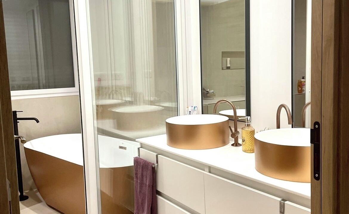 Photo of Bathroom in Saint-Orens-de-Gameville