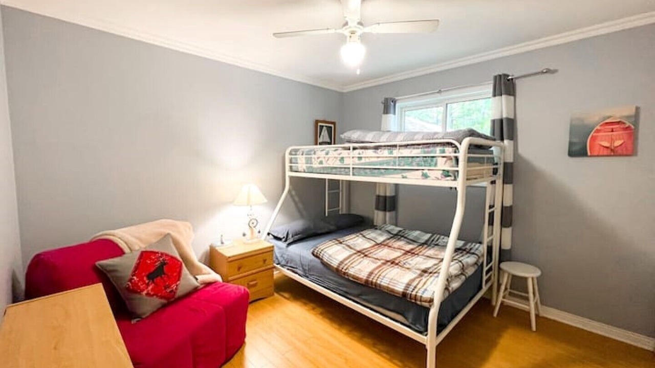 Photo of Bedroom in Head Lake