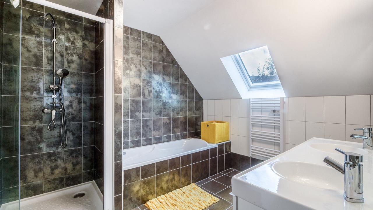 Photo of Bathroom in Lau-Balagnas