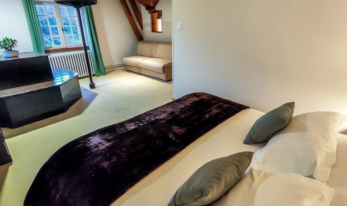 Photo of Bedroom in Fort-Moville