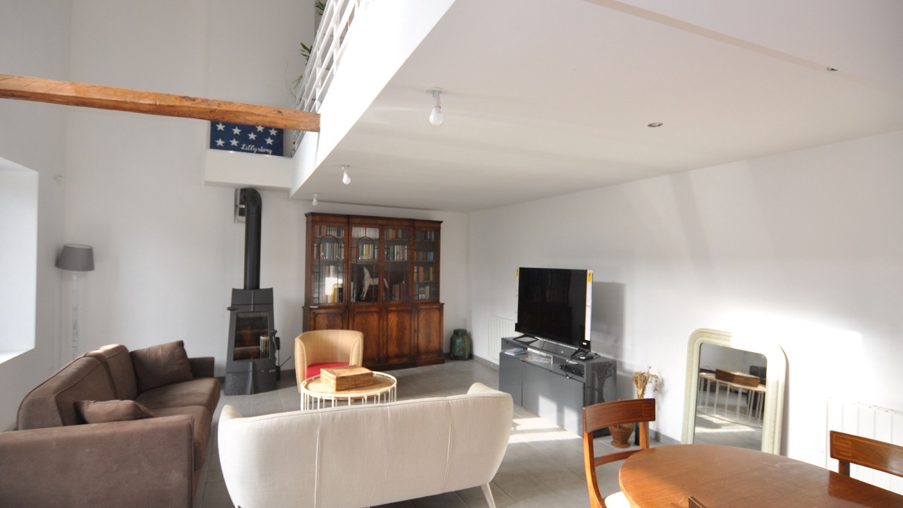 Photo of Livingroom in Sceaux-du-Gatinais