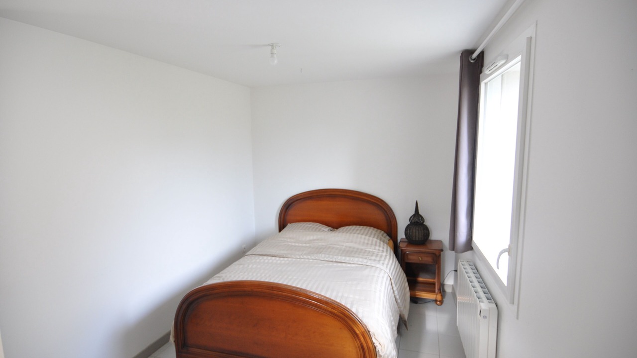 Photo of Bedroom in Sceaux-du-Gatinais
