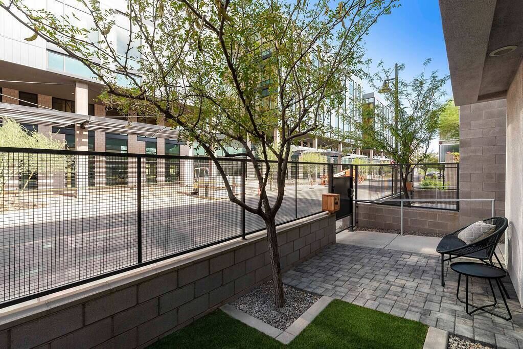 Photo of Patio Balcony in Riverside