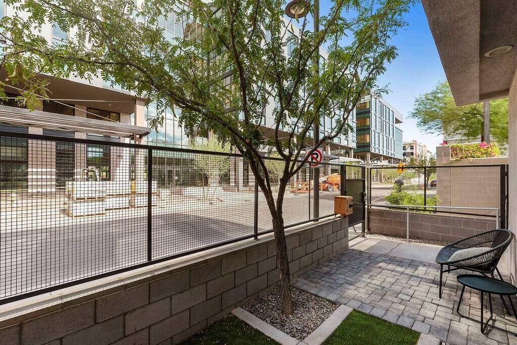 Photo of Patio Balcony in Riverside