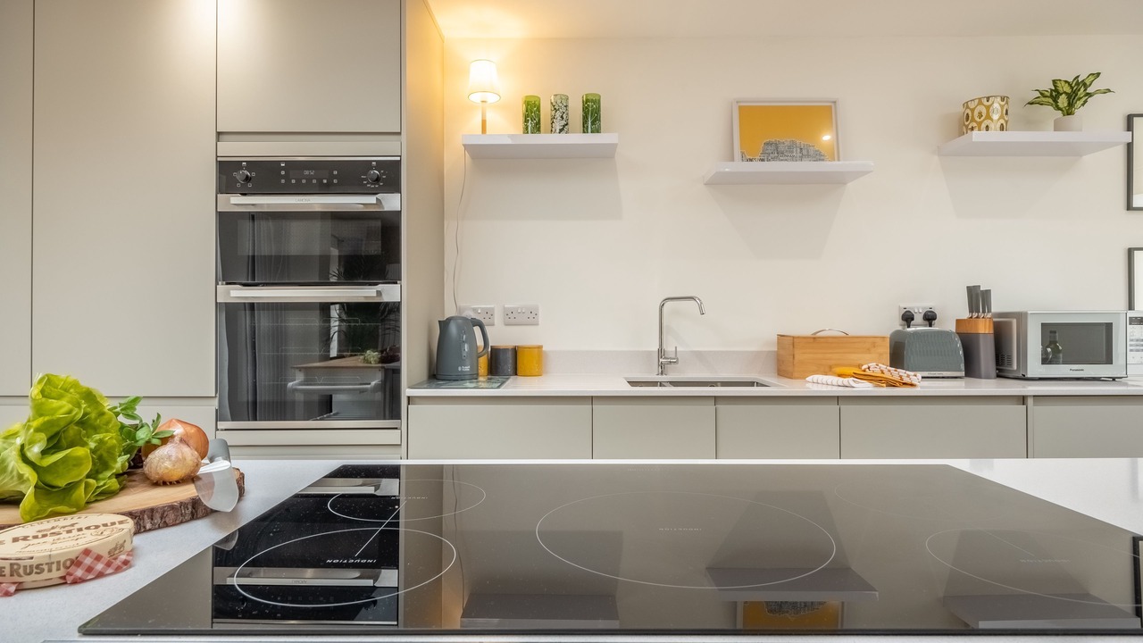 Photo of Others in Holt