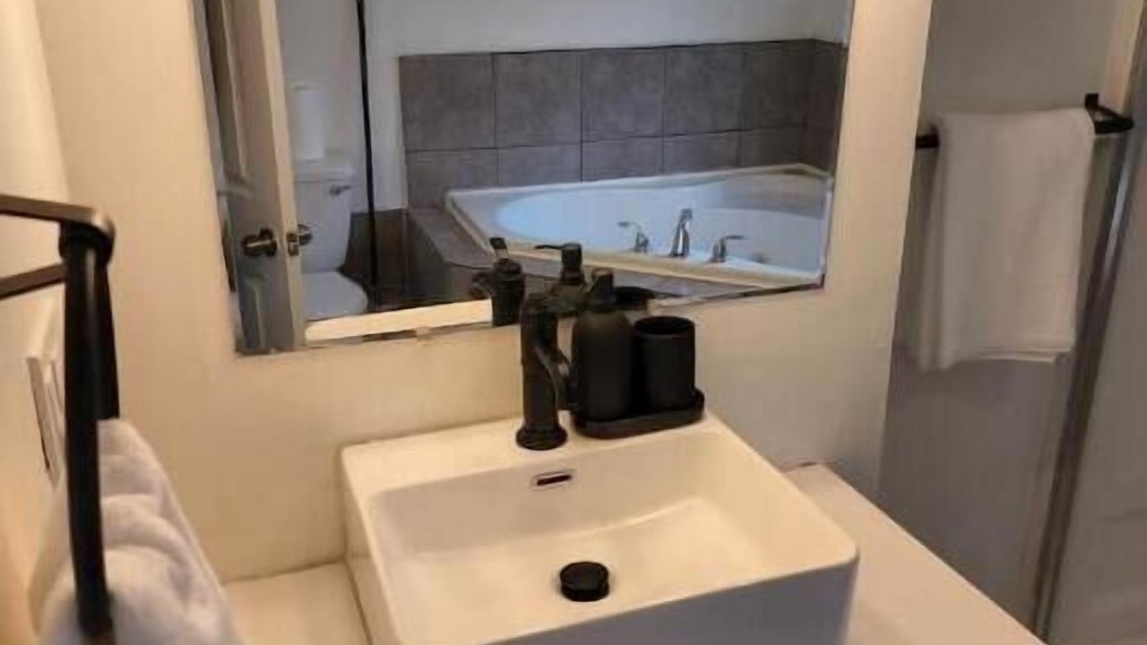 Photo of Bathroom in Alcona