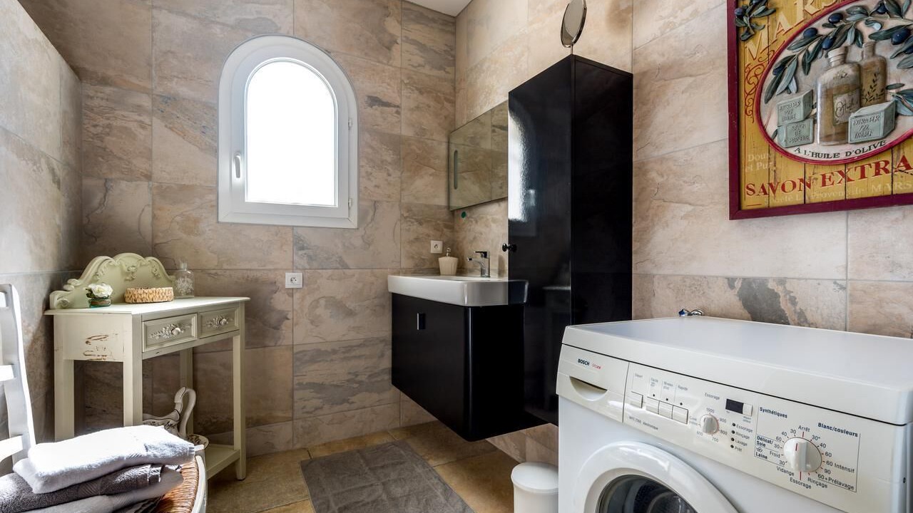Photo of Bathroom in Montesquieu-des-Alberes