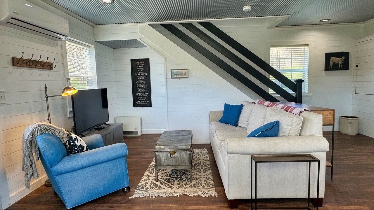 Photo of Livingroom in Hartwick