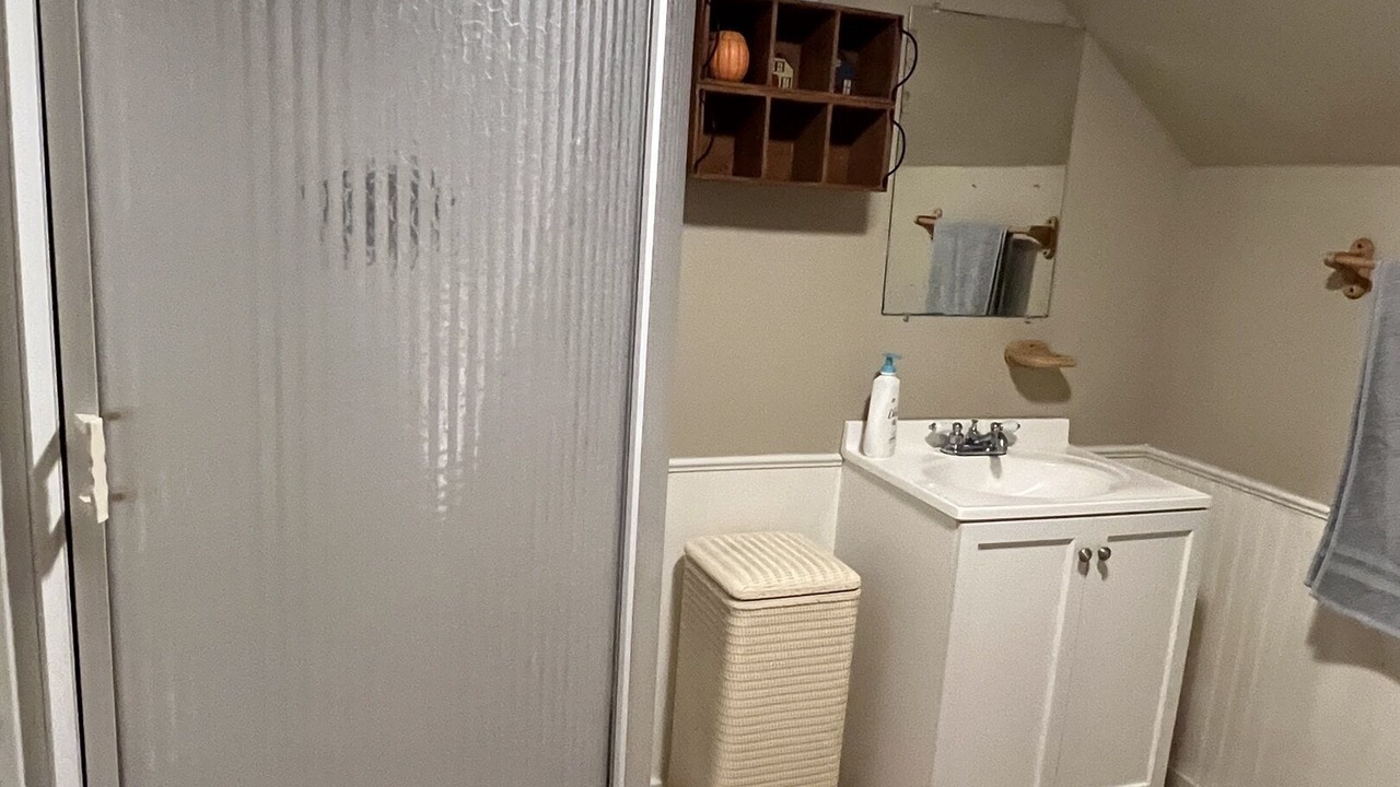 Photo of Bedroom in Milford