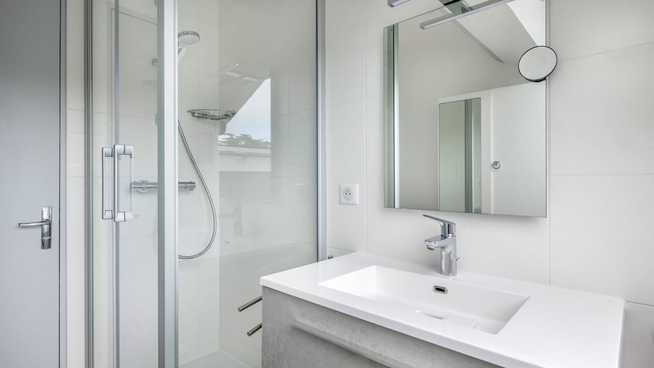 Photo of Bathroom in Pornichet