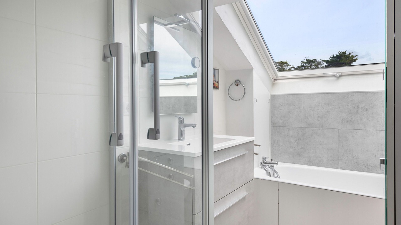 Photo of Bathroom in Pornichet