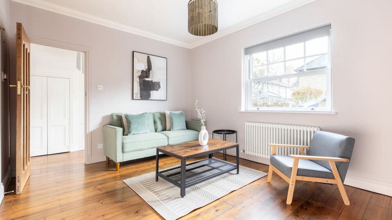 Photo of Livingroom in West Putney
