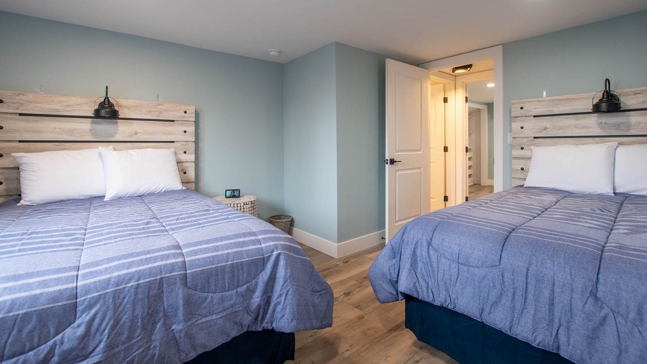 Photo of Bedroom in Town of Benton