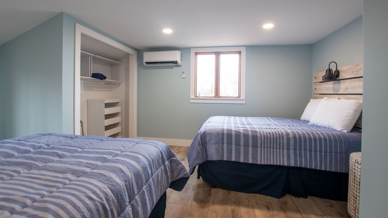 Photo of Bedroom in Town of Benton