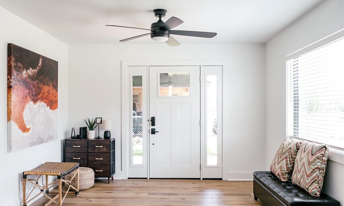 Photo of Livingroom in Burnet