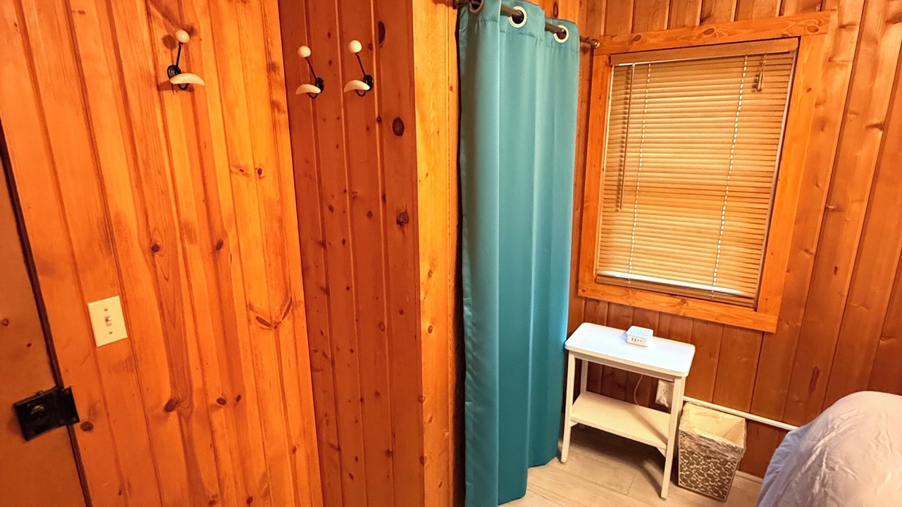 Photo of Bedroom in Long Lake