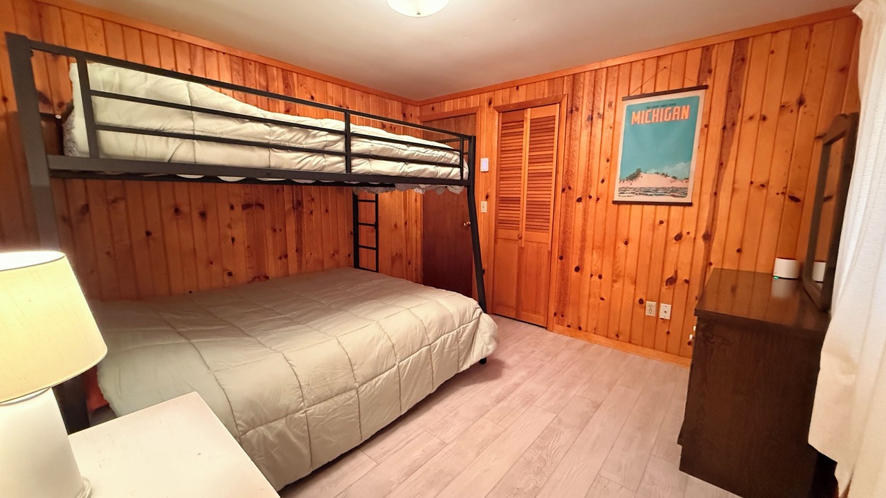 Photo of Bedroom in Long Lake