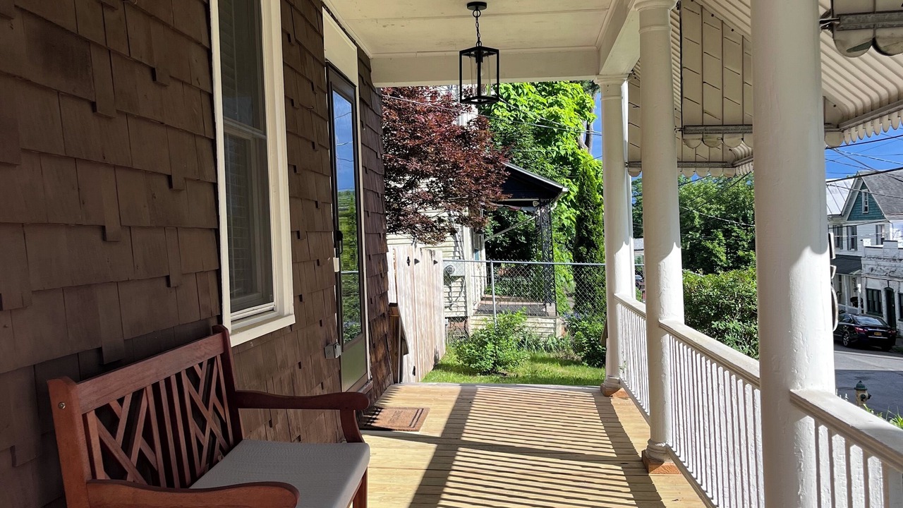 Photo of Patio Balcony in Catskill Heights