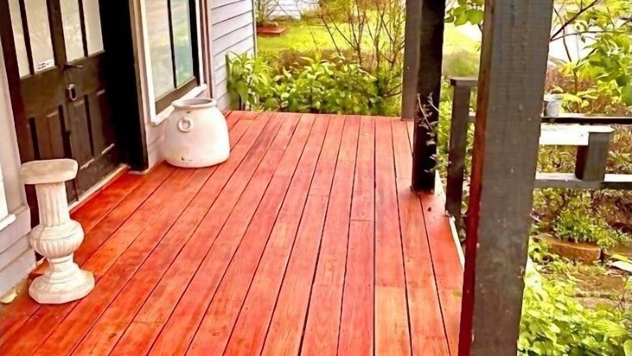 Photo of Patio Balcony in Eureka Springs Historic District