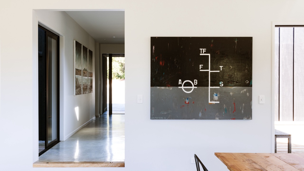 Photo of Others in Raglan