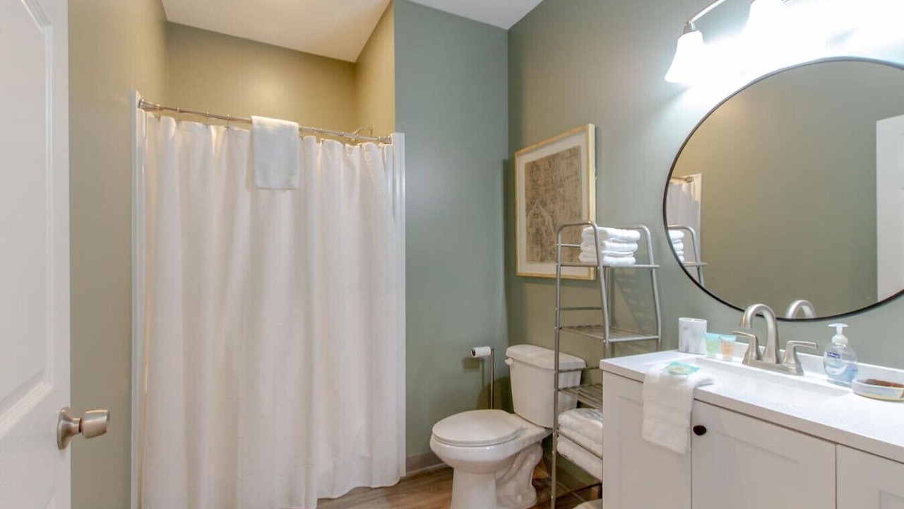 Photo of Bathroom in Maxwell