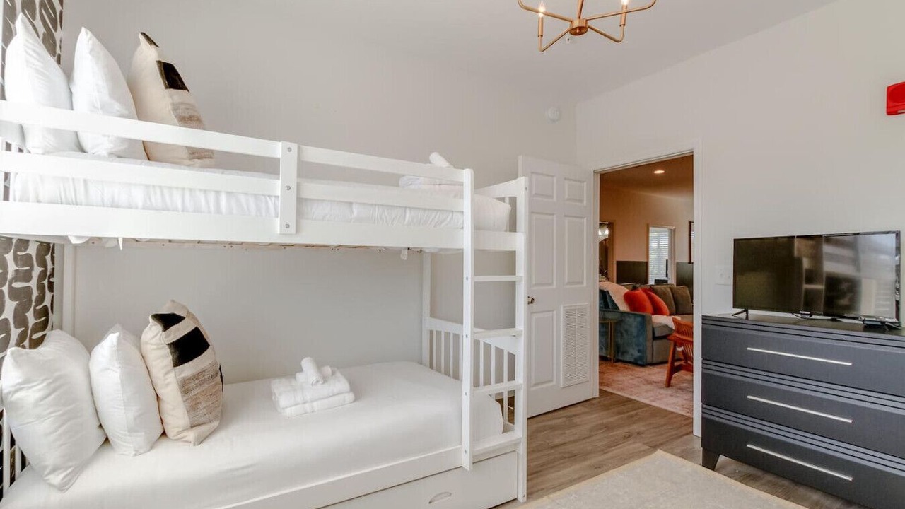 Photo of Bedroom in Maxwell